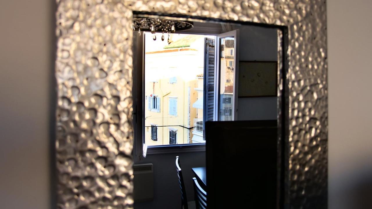 Heart-Warming Eleni Apartment In Corfu Town Dış mekan fotoğraf